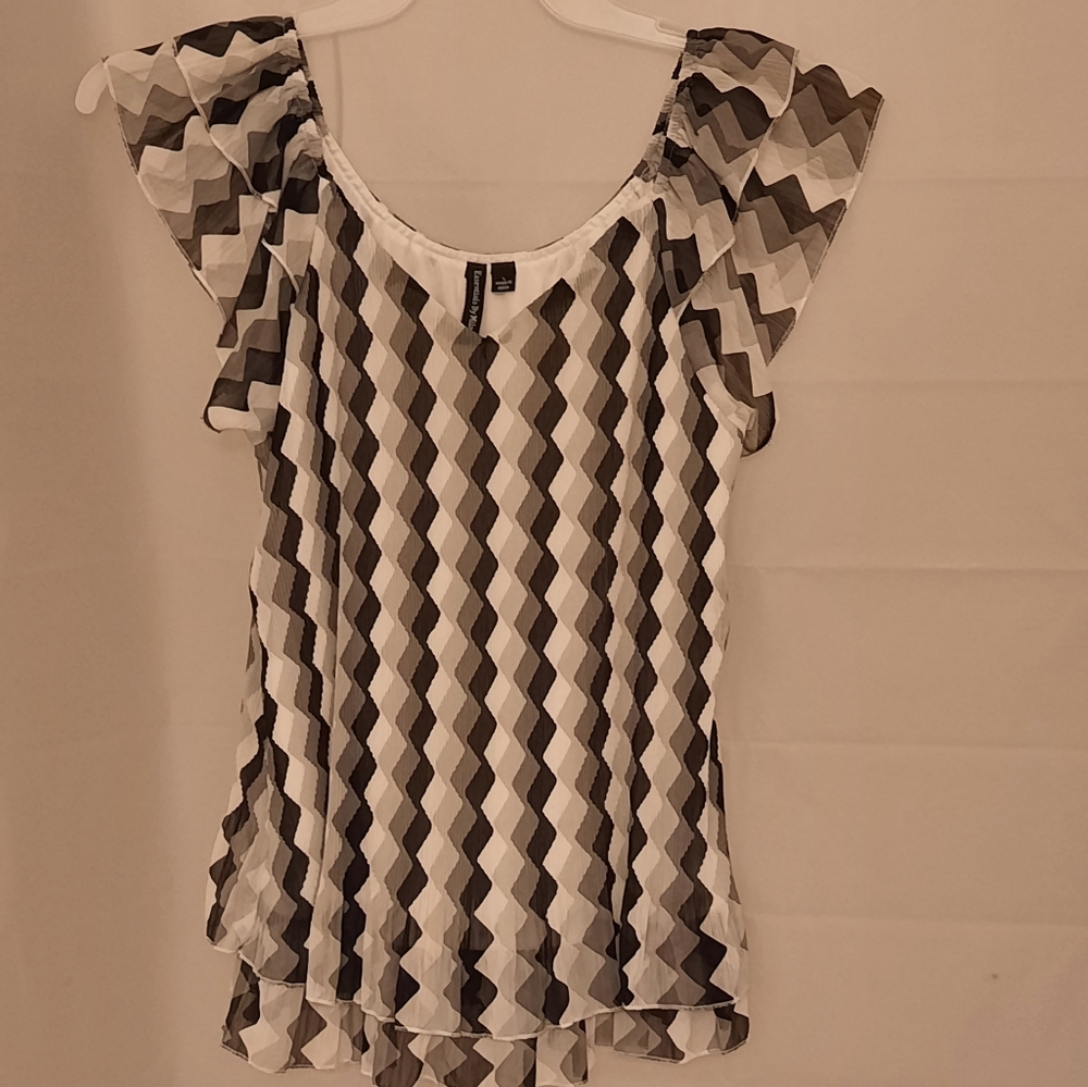 Ruffled top